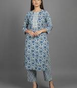 Women Floral Printed Regular Thread Work Kurta with Trousers & With Dupatta