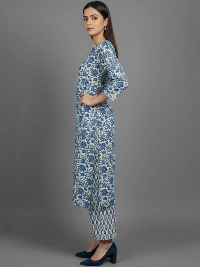 Women Floral Printed Regular Thread Work Kurta with Trousers & With Dupatta