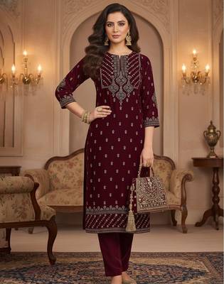 Women Ethnic Motifs Embroidered Regular Thread Work Velvet Kurta with Trousers & With Dupatta 6
