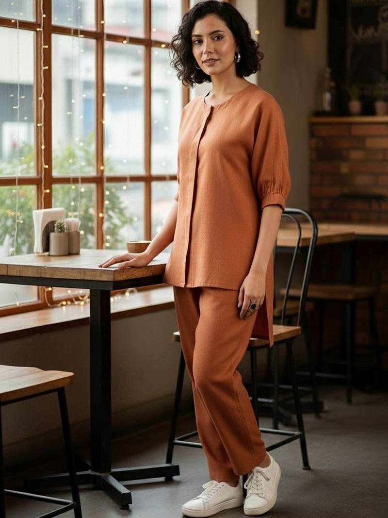 Women Regular Kurta with Trousers