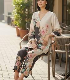 Women Floral Printed Regular Kurta with Palazzos