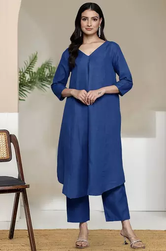 Women V-Neck A-Line Kurta With Trouser