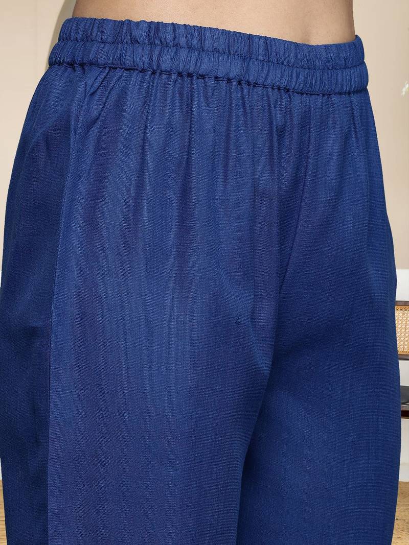 Women V-Neck A-Line Kurta With Trouser