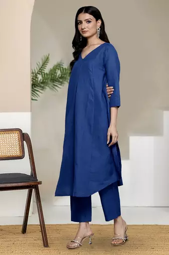 Women V-Neck A-Line Kurta With Trouser