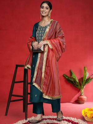 Ethnic Motifs Embroidered Straight Thread Work Kurta With Trousers & Dupatta 1