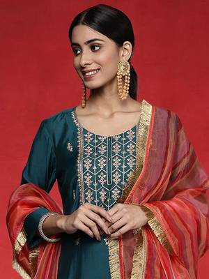 Ethnic Motifs Embroidered Straight Thread Work Kurta With Trousers & Dupatta 2