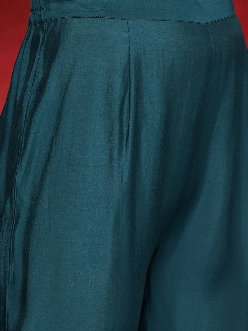 Ethnic Motifs Embroidered Straight Thread Work Kurta With Trousers & Dupatta
