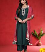 Women Geometric Embroidered Kurta with Trousers & Dupatta