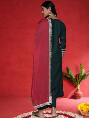 Women Geometric Embroidered Kurta with Trousers & Dupatta 5
