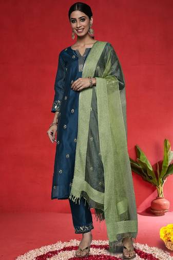 Floral Embroidered Notch Neck Zari Straight Kurta & Trousers With Dupatta