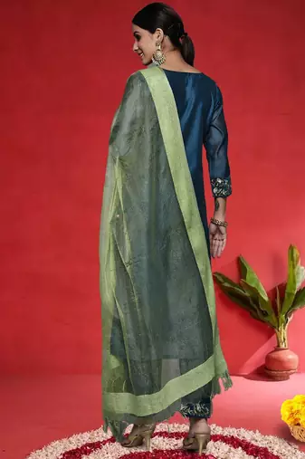 Floral Embroidered Notch Neck Zari Straight Kurta & Trousers With Dupatta
