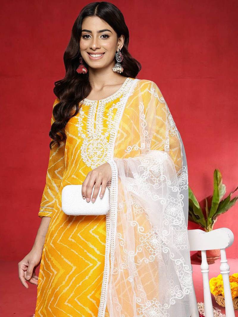 Floral Embroidered Thread Work Straight Kurta With Palazzos & Dupatta