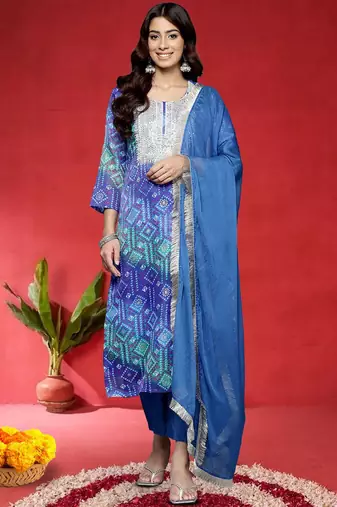Women Bandhani Printed Round Neck Straight Kurta with Trousers & Dupatta