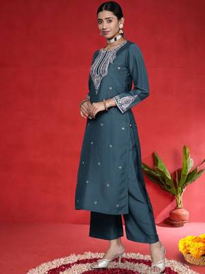 Ethnic Motifs Embroidered Sequinned Straight Kurta With Trousers & Dupatta 4