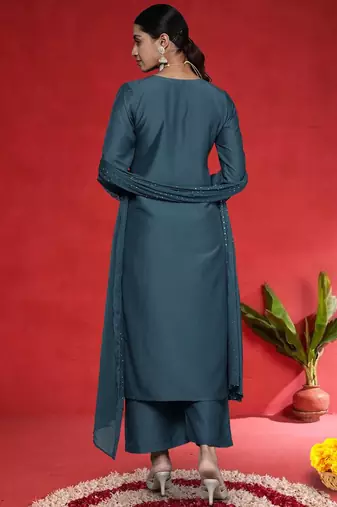 Ethnic Motifs Embroidered Sequinned Straight Kurta With Trousers & Dupatta