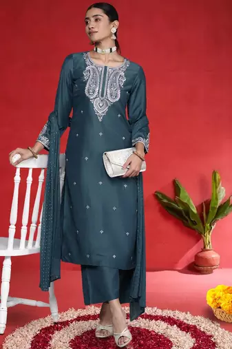 Ethnic Motifs Embroidered Sequinned Straight Kurta With Trousers & Dupatta
