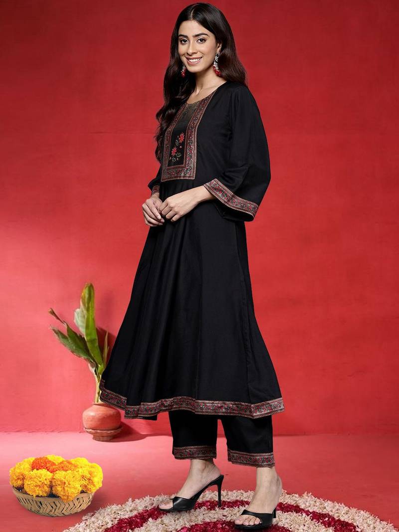 Floral Yoke Design Empire Sequinned Anarkali Kurta With Trouser And Dupatta