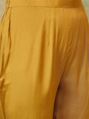Women Ethnic Motifs Yoke Design Zari Straight Kurta with Trousers & Dupatta 3