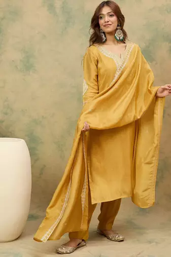 Women Ethnic Motifs Yoke Design Zari Straight Kurta with Trousers & Dupatta