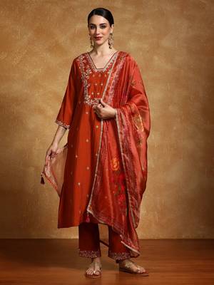 Floral Embroidered V- Neck Straight Kurta With Trousers & Dupatta 1