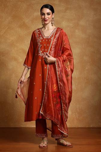 Floral Embroidered V- Neck Straight Kurta With Trousers & Dupatta