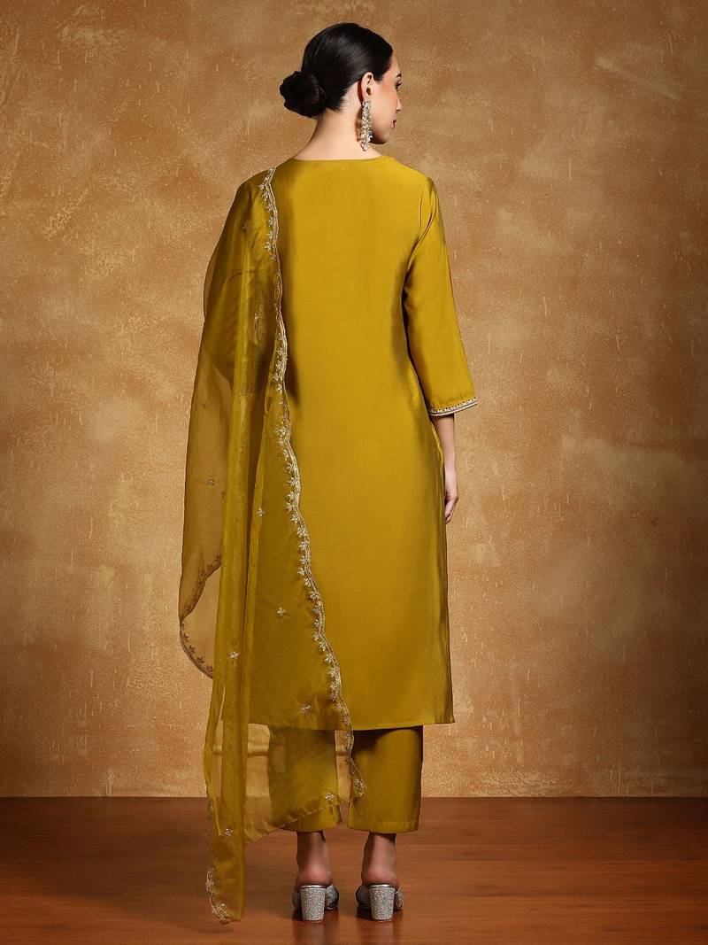 Floral Embroidered Zari Straight Kurta With Trousers And Dupatta