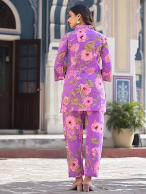 Lavendar Floral Printed Mandarin Collar Straight Pure Cotton Kurta With Trousers 2