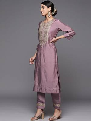 Ethnic Motifs Yoke Design Regular Sequinned Kurta with Trousers & With Dupatta 5