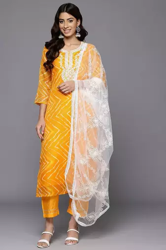 Printed Thread Work Sequinned Kurta With Trousers & Dupatta