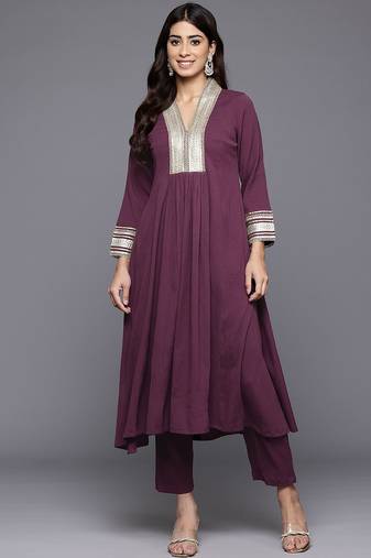 Yoke Design Pleated Sequinned Crepe Kurta with Trousers