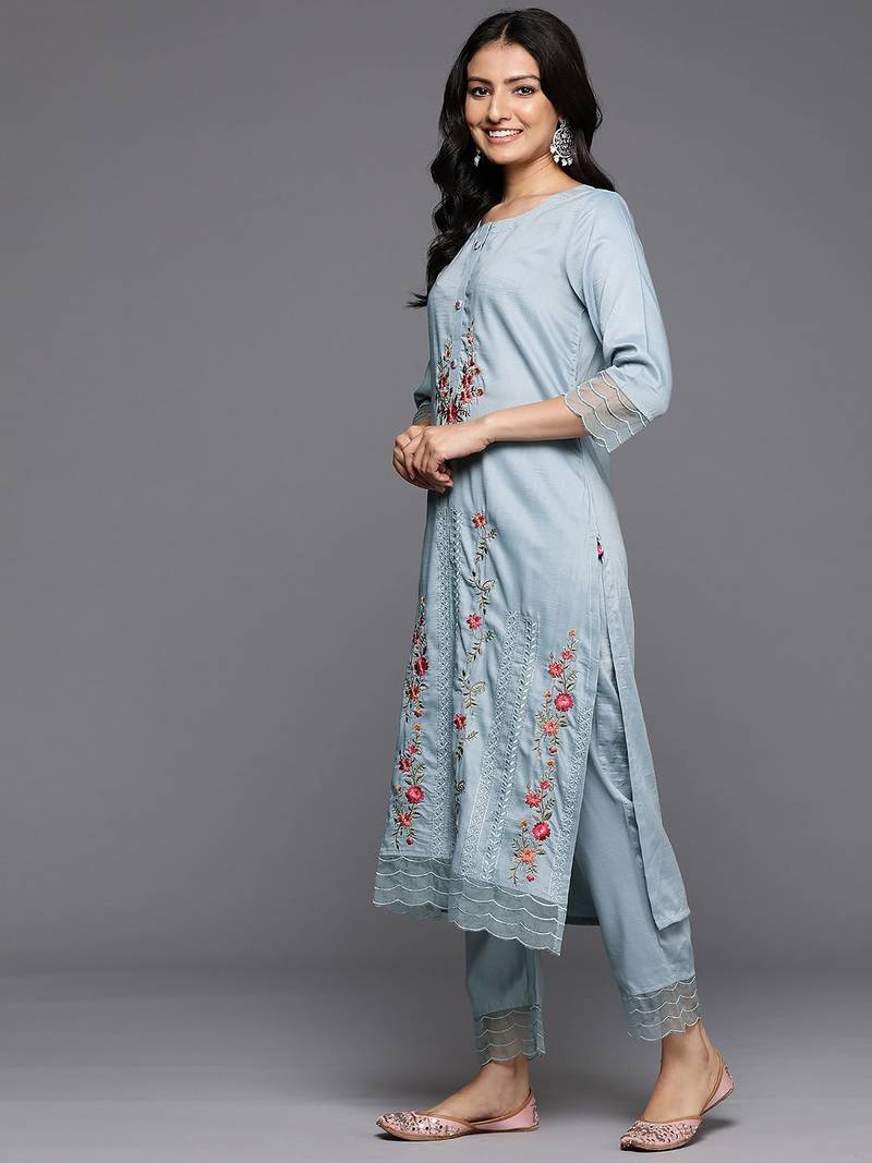 Floral Embroidered Thread Work Kurta With Trousers & Dupatta