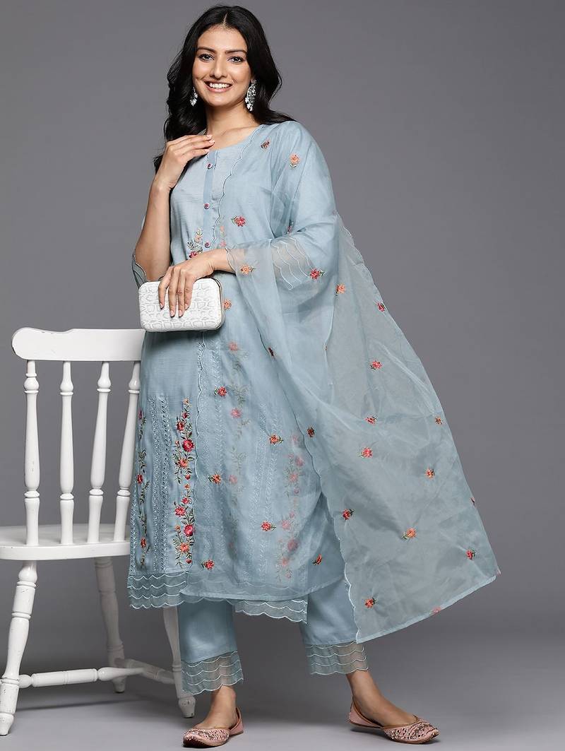 Floral Embroidered Thread Work Kurta With Trousers & Dupatta