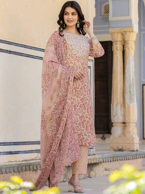 Ethnic Motifs Printed Regular Thread Work Kurta with Palazzo & Dupatta 3