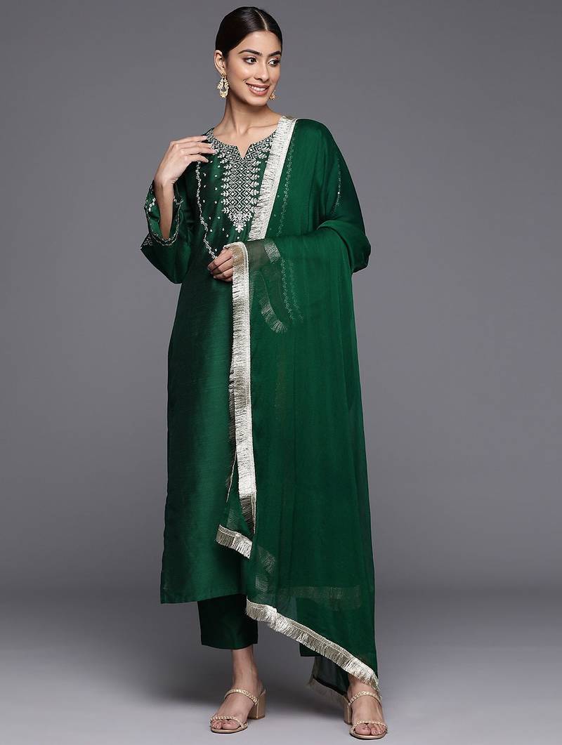 Ethnic Motifs Printed Regular Sequinned Kurta with Trousers & With Dupatta