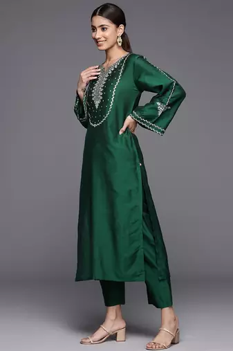 Ethnic Motifs Printed Regular Sequinned Kurta with Trousers & With Dupatta