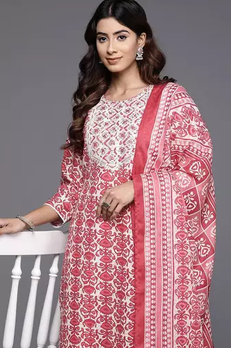 Women Ethnic Motifs Printed Regular Thread Work Kurta with Trousers & With Dupatta