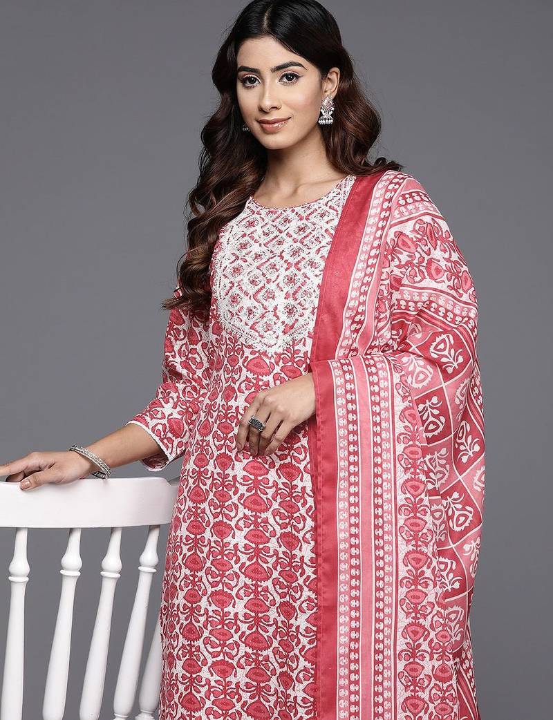 Women Ethnic Motifs Printed Regular Thread Work Kurta with Trousers & With Dupatta