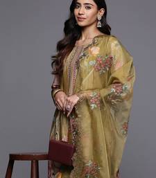 Floral Printed Regular Thread Work Pure Silk Kurta with Trousers & Dupatta