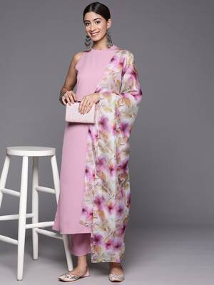 Women Regular Silk Crepe Kurta with Trousers & With Dupatta 1