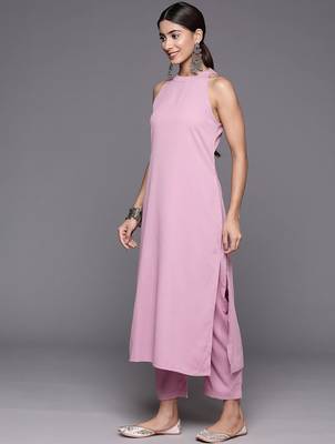 Women Regular Silk Crepe Kurta with Trousers & With Dupatta 6