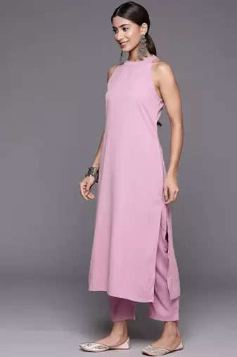 Women Regular Silk Crepe Kurta with Trousers & With Dupatta