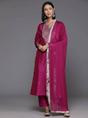 Women Floral Yoke Design Regular Sequinned Kurta with Trousers & Dupatta 1