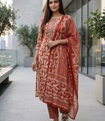 Women Printed Regular Kurta with Trousers & With Dupatta
