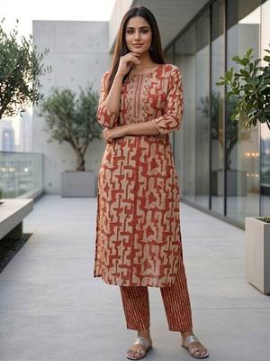 Women Printed Regular Kurta with Trousers & With Dupatta 5