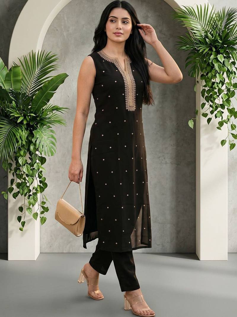 Women Ethnic Motifs Embroidered Regular Sequinned Kurta with Trousers