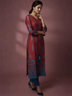Women Ethnic Motifs Printed Regular Chanderi Silk Kurta with Trousers 5