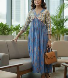 Women Ethnic Motifs Printed Empire Kurta with Trousers
