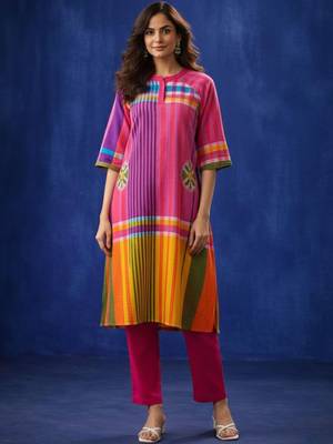 Women Regular Kurta with Trousers 6