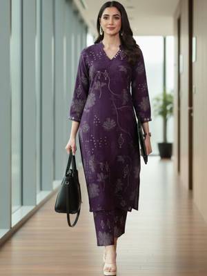 Women Bandhani Printed Regular Beads and Stones Kurta with Trousers 1