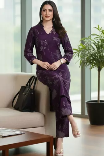 Women Bandhani Printed Regular Beads and Stones Kurta with Trousers